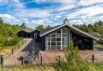 Lækkert sommerhus med spabad og stor, lukket terrasse (billede 51)