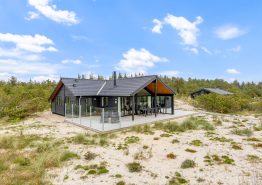 Modernes Aktivitätshaus für 6 Personen in Bjerregård