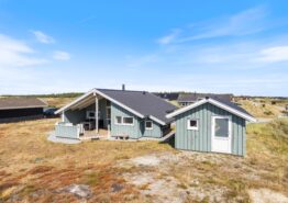 Strandnah entspannen – Ferienhaus mit Sauna & Whirlpool