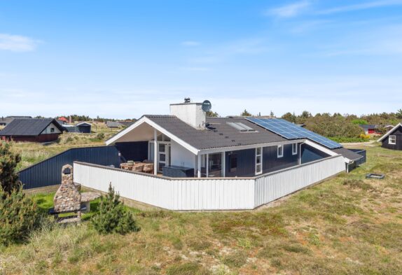 Familienfreundliches Ferienhaus mit Terrassenbereichen und Sauna