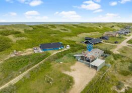Hyggeligt sommerhus med sauna kun 50 meter fra strand