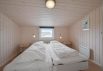 Dejligt sommerhus i naturområde,  tæt på strand med sauna, spa og brændeovn (billede 22)