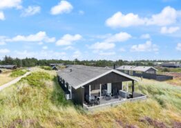 Hyggeliges Ferienhaus mit geschlossener Terrasse und Kamin