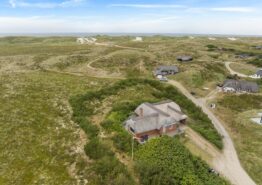 Schönes Reetdachhaus in Bjerregaard mit Sauna & Whirlpool