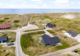Ferienhaus mit perfekter Lage in Bjerregard, dicht am Strand