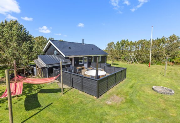 Familienfreundliches Ferienhaus mit Badetonne