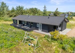 Moderne feriehus med sauna og spa i et fredfyldt område