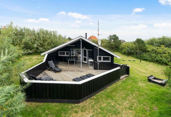 Gemütliches Ferienhaus in Bjerregård mit Whirlpool, Hund erlaubt