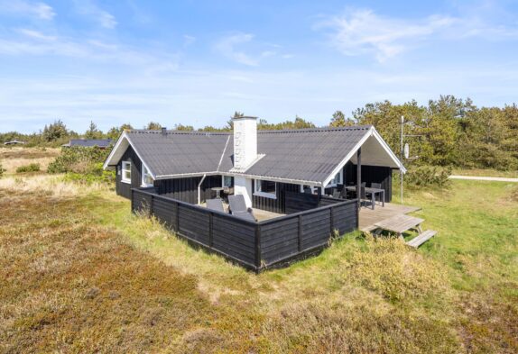 Ferienhaus mit geschlossener Terrasse und Waschmaschine