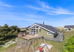 Ferienhaus mit großem Whirlpool & geschützter Terrasse