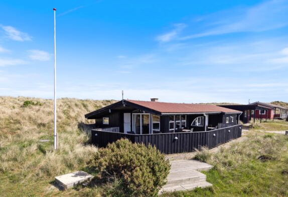 Dejligt feriehus i naturskønne omgivelser nær havet