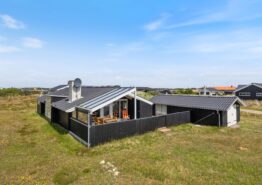 Strandnähe & Komfort – Ferienhaus mit geschützter Terrasse