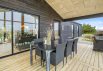Hyggeligt sommerhus med skøn overdækket træterrasse og udsigt til klitterne (billede 28)
