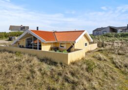 Strandnahes 2-Sterne-Ferienhaus mit schöner Terrasse