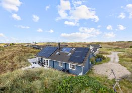 Skønt feriehus til 6 personer i rolige Bjerregård. Kat. nr.:  B2761, Bjerregårdsvej 282;