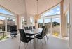 Skøn og lyst indrettet sommerhus med stor terrasse (billede 11)