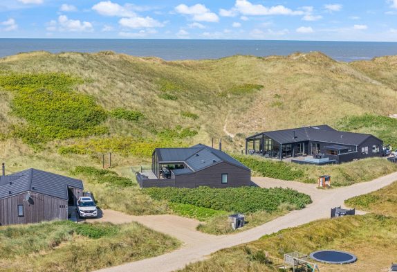 Feriehus i Bjerregård med sauna og kun 50m til havet