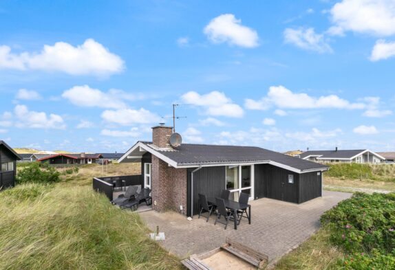 Renoviertes Sommerhaus nahe am Strand in Bjerregård