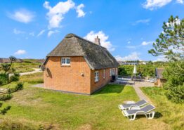Hyggeliges Ferienhaus mit Sauna, Kamin und großer Terrasse