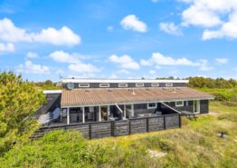 Hyggeligt sommerhus med sauna og plads til 6 personer i Bjerregård