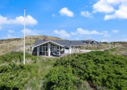 Gemütliches Ferienhaus mit Kamin und geschlossener Terrasse