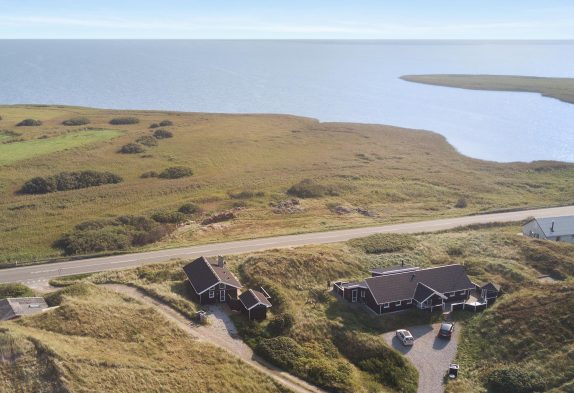 Schönes Ferienhaus mit Blick auf den Ringkøbing Fjord