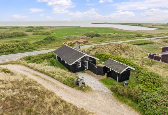 Schönes Ferienhaus mit Blick auf den Ringkøbing Fjord