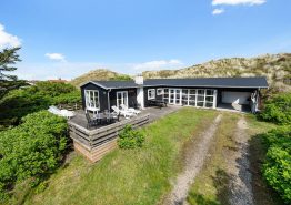 Idyllisches Ferienhaus zwischen Fjord und Meer