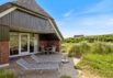 Sommerhus med stråtag på naturgrund nær stranden (billede 25)