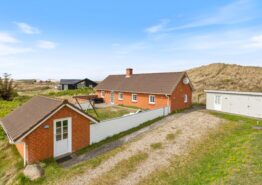 Lækkert feriehus med wellness og lukket terrasse