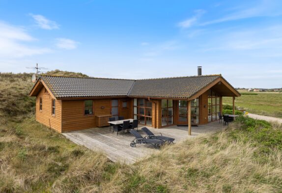 Schönes Ferienhaus mit Panoramaaussicht und Whirlpool