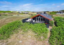 Schick renoviertes Ferienhaus nah am Årgab Strand