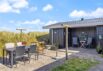 Hyggeligt sommerhus med afskærmet terrasse og gåafstand til havet (billede 46)