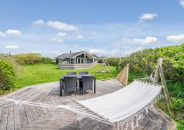 Schönes Ferienhaus Strandnah mit Sauna und Whirlpool
