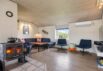 Hyggeligt sommerhus med stor terrasse og spa (billede 2)