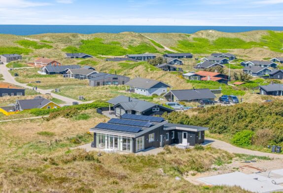 Klassisk sommerhus i Årgab med udsigt til Ringkøbing Fjord
