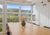 Velholdt sommerhus med skøn terrasse nær stranden (billede 15)