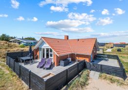 Ferienhaus mit geschlossener Terrasse