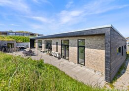 Moderne og luksuriøst feriehus med udespa og udesauna