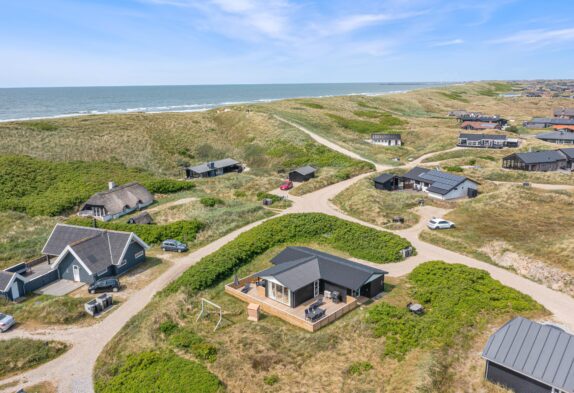 Gemütliches Ferienhaus am Strand, ideal mit Hunden in Årgab