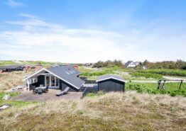 Gemütliches Ferienhaus mit Wintergarten sowie Nähe zum Strand