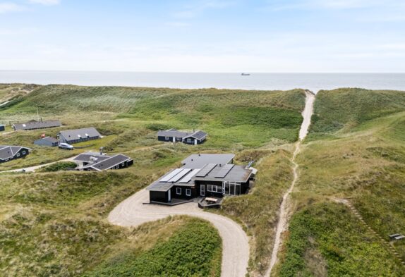 Luxuspoolhaus für 12 Personen 100 Meter vom Nordseestrand