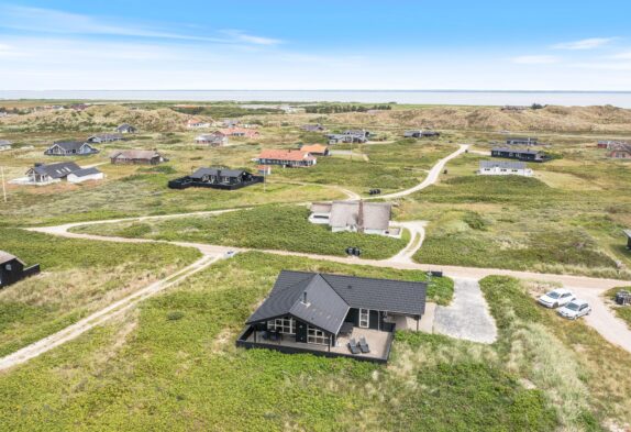 Schönes und strandnahes Ferienhaus mit tollen Terrassen