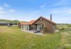 Sommerhus tæt på surfcenter og stranden i Årgab (billede 1)