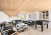 Stråtækt sommerhus med pool – Nær stranden (billede 8)