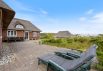 Charmerende strandnært stråtagshus med sauna og indhegnet naturstykke (billede 36)