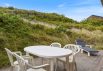 Charmerende strandnært stråtagshus med sauna og indhegnet naturstykke (billede 43)