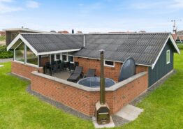 Kinder- & hundefreundliches Ferienhaus mit Sauna und Badetonne