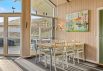 Skønt sommerhus med flot udsigt tæt på hav og strand (billede 8)