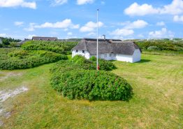 Strandnahes Ferienhaus mit Sauna, Whirlpool und Kamin